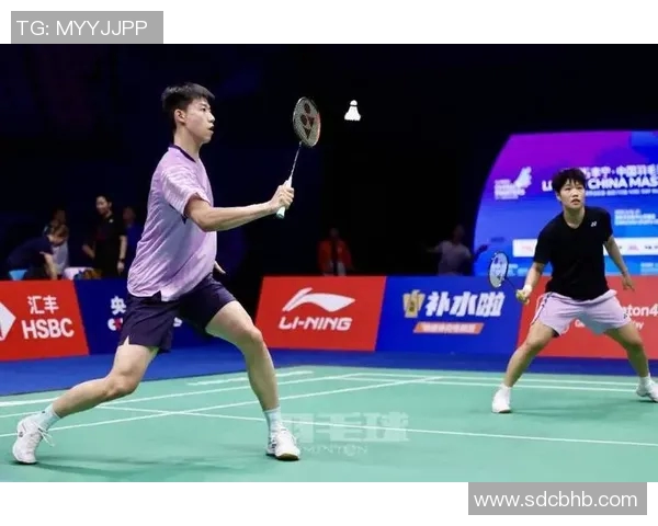 深圳羽毛球队技术争议引发热议球迷与专家各抒己见探讨战术与训练方法