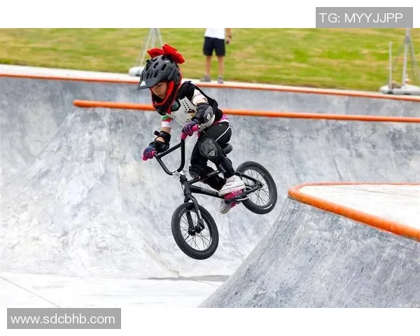 成都极限运动队灵活性创新高引领极限运动新潮流