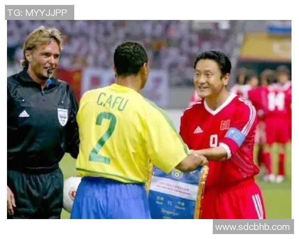 足球明星热爱中国文化与足球发展的深厚情感探讨