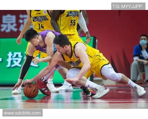 南京羽毛球队包夹战术深度解析与实战应用探讨 南京羽毛球队包夹战术深度解析与实战应用探讨